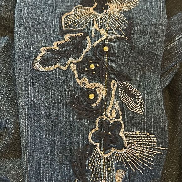 COS jeans with embroidered floral design down left leg. Size 12 - Picture 12 of 13